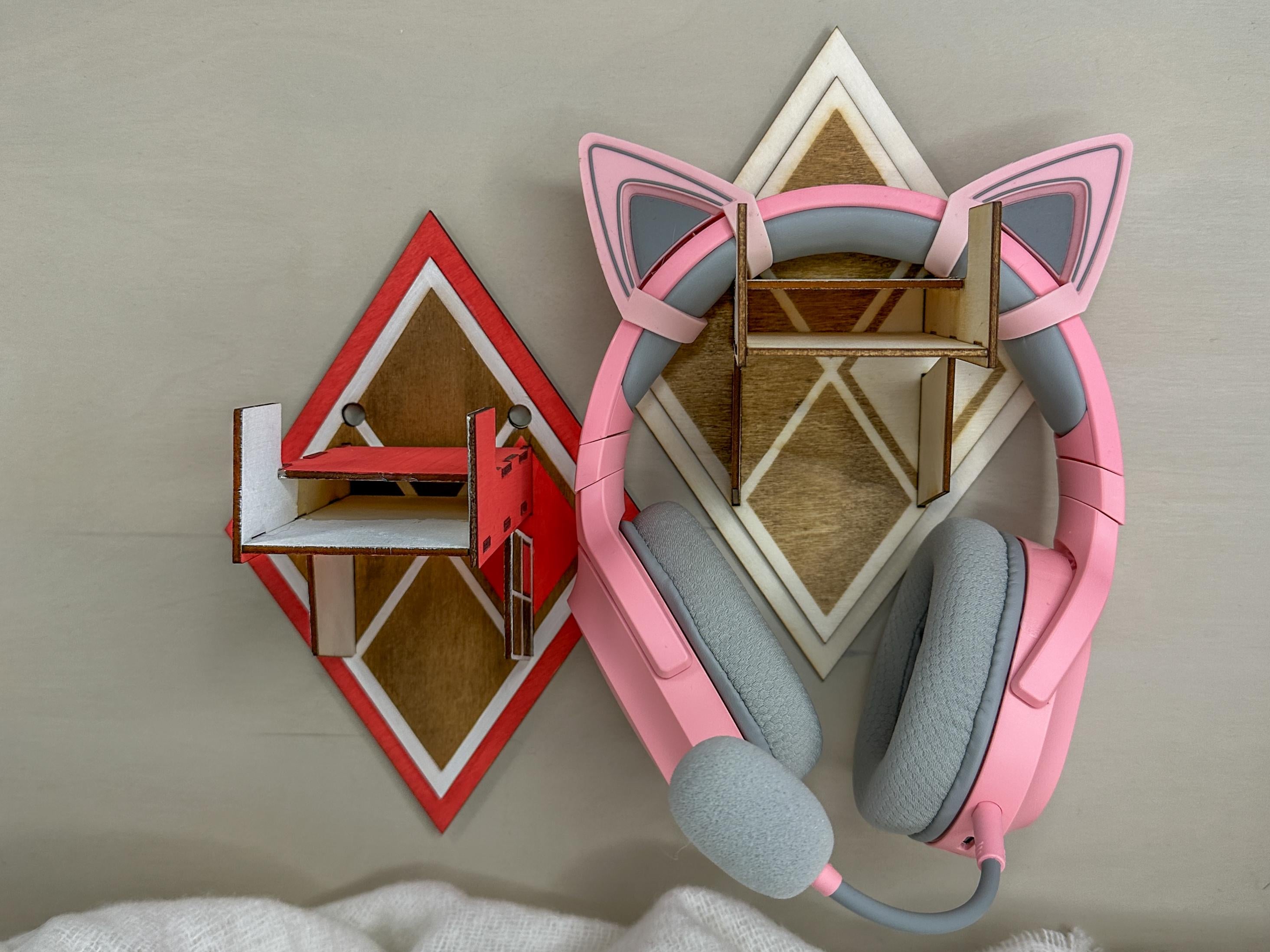 Red & Black Harlequin Diamonds Headset Holder or Controller Holder