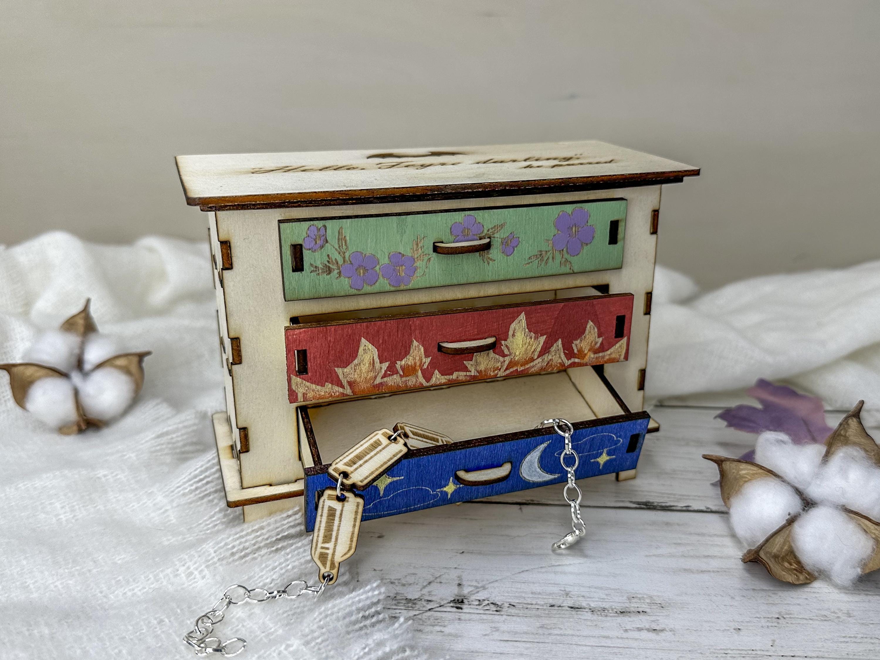 Feyre's Dresser Painted Replica Miniature inspired by ACOTAR | Gift for Book Lovers