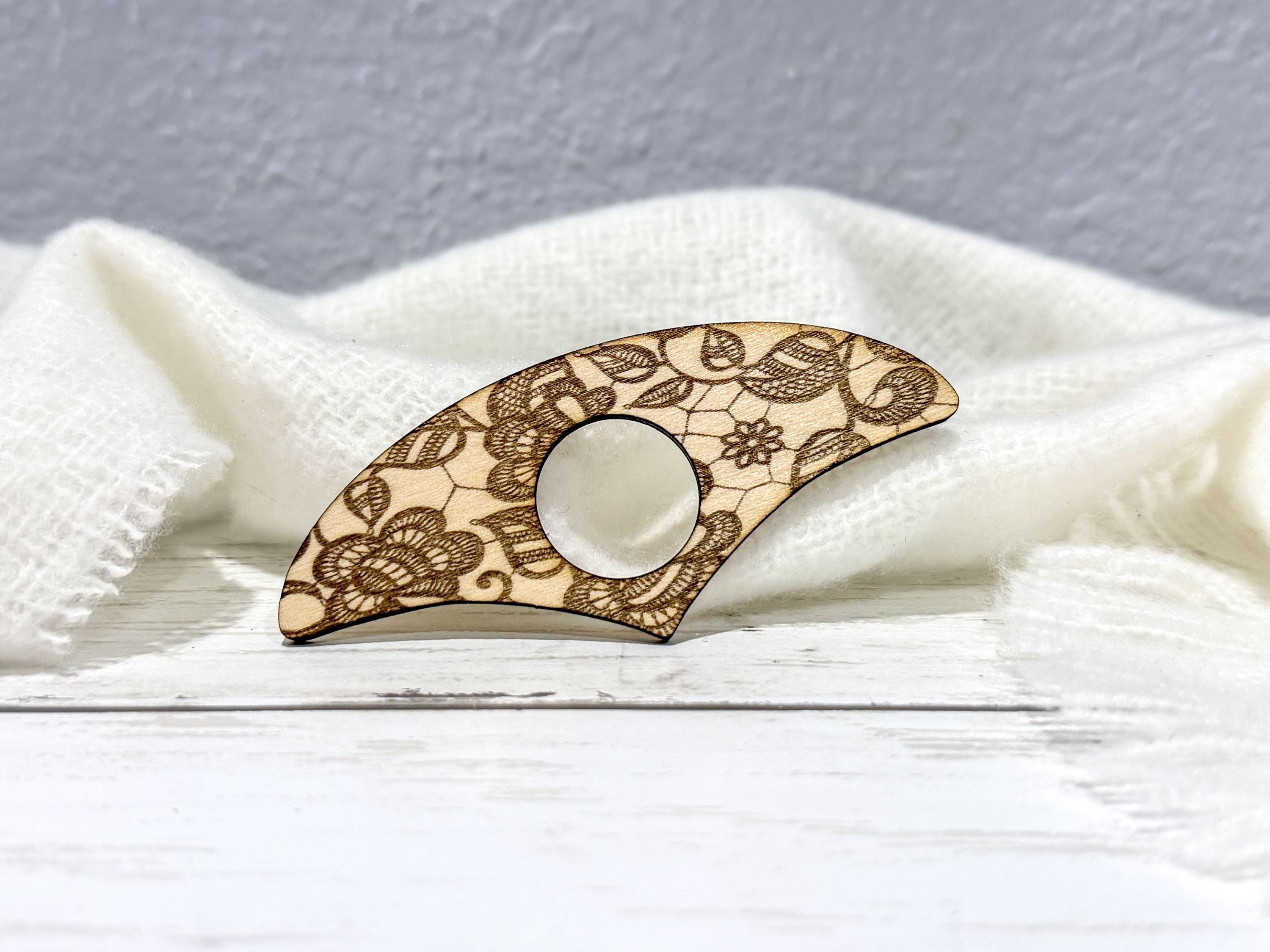 Wooden Book Page Holder Thumb Grip for Reading | Romantasy Gift and Book Lover Accessory